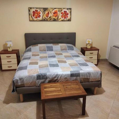 The Best Rooms & Apartments - Parcheggia Gratis Sotto Casa Ed Entra - Mazara del Vallo Szoba fotó